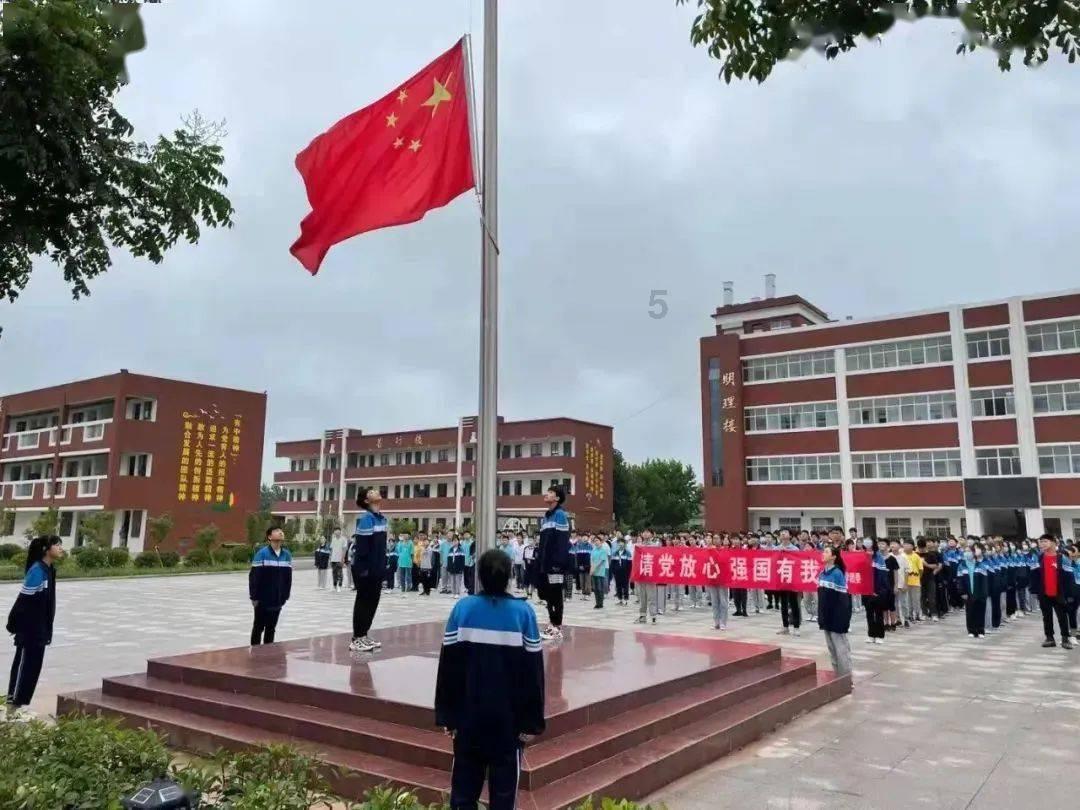 章鱼喷墨汁